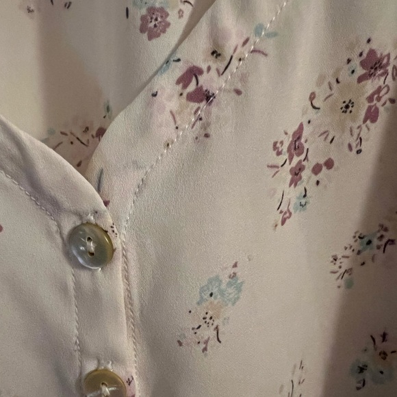 Torrid floral top size 2 - Picture 3 of 6